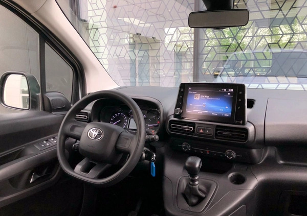 Toyota Proace City Verso cena 124900 przebieg: 5798, rok produkcji 2023 z Świdnik małe 352
